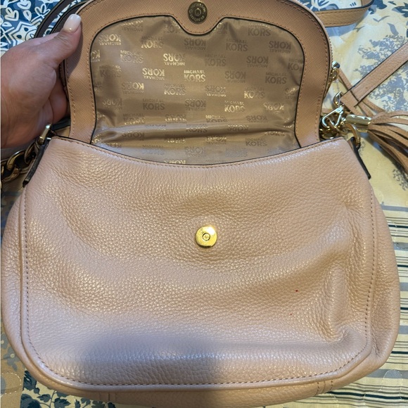 Michael Kors Blush Leather Crossbody Bag - Picture 2 of 6